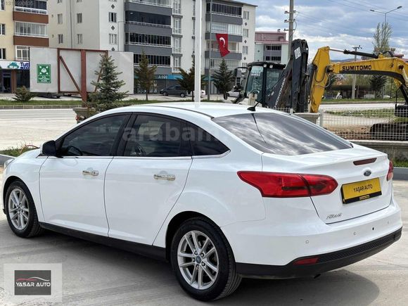 /YAŞAR AUTO/HATASIZ BOYASIZ TRAMERSİZ FOCUS+TESLA EKRAN