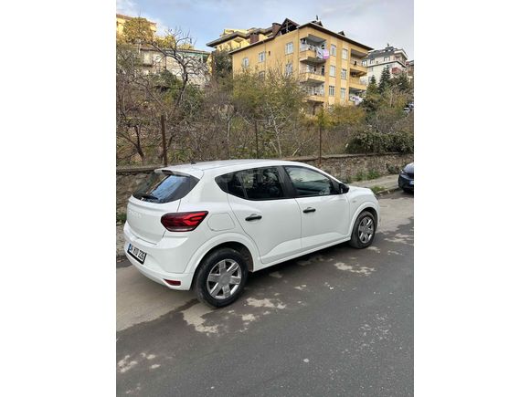 Sahibinden Dacia Sandero 1.0 T Essential 2023 Model İstanbul
