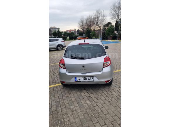 Orijinal 117.100 Km de Bakımlı Renault Clio 1.4 Dynamique 2009 Model