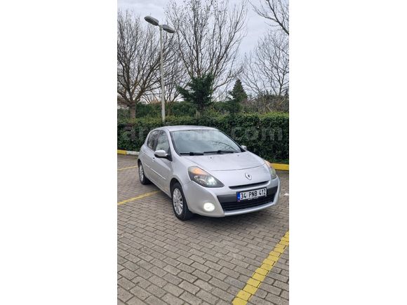 Orijinal 117.100 Km de Bakımlı Renault Clio 1.4 Dynamique 2009 Model