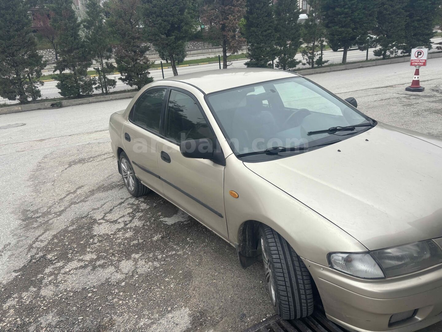 Sahibinden Mazda 323 1.8 GLX 1998 Model Karabük 300.000 km Şampanya 3
