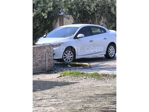 Sahibinden Renault Fluence 1.5 dCi Privilege 2010 Model  354.000 km Beyaz