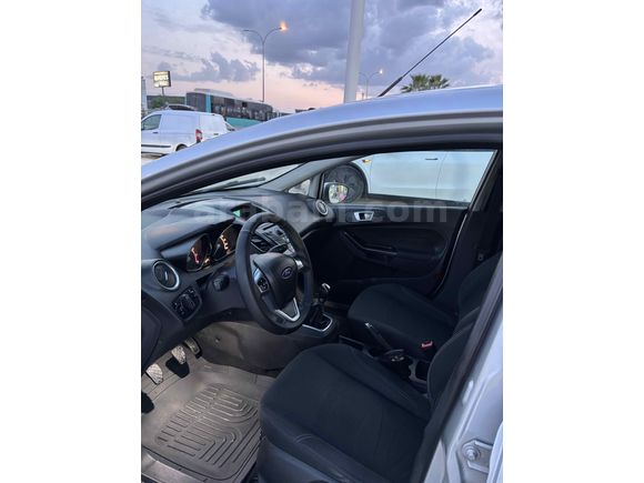  Değişensiz Ford Fiesta 