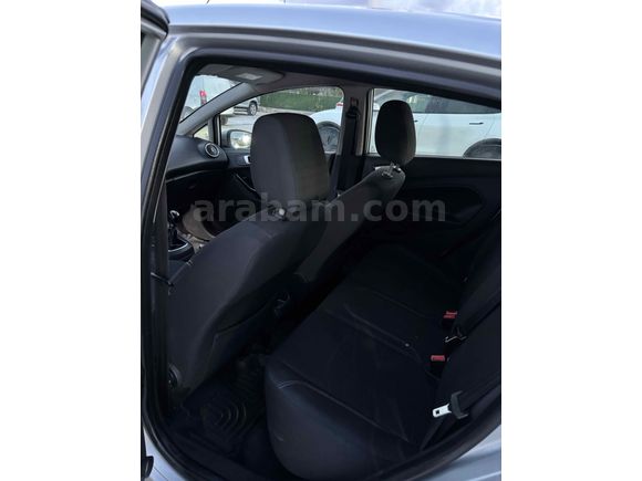  Değişensiz Ford Fiesta 