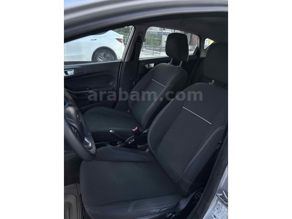  Değişensiz Ford Fiesta 