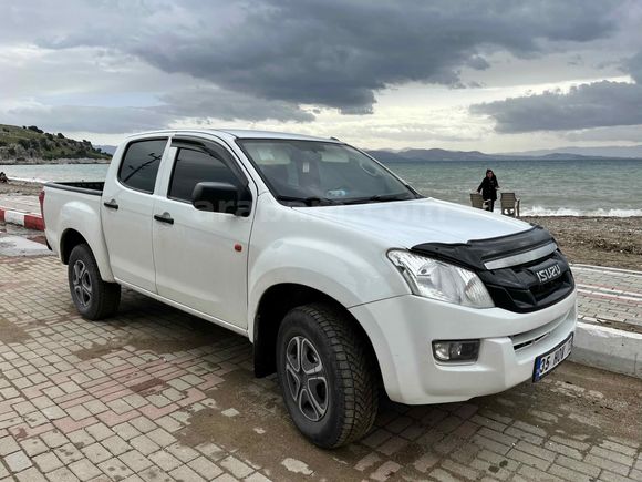 Sahibinden Isuzu D-Max 2.5 4x4 LTD 2012 Model 