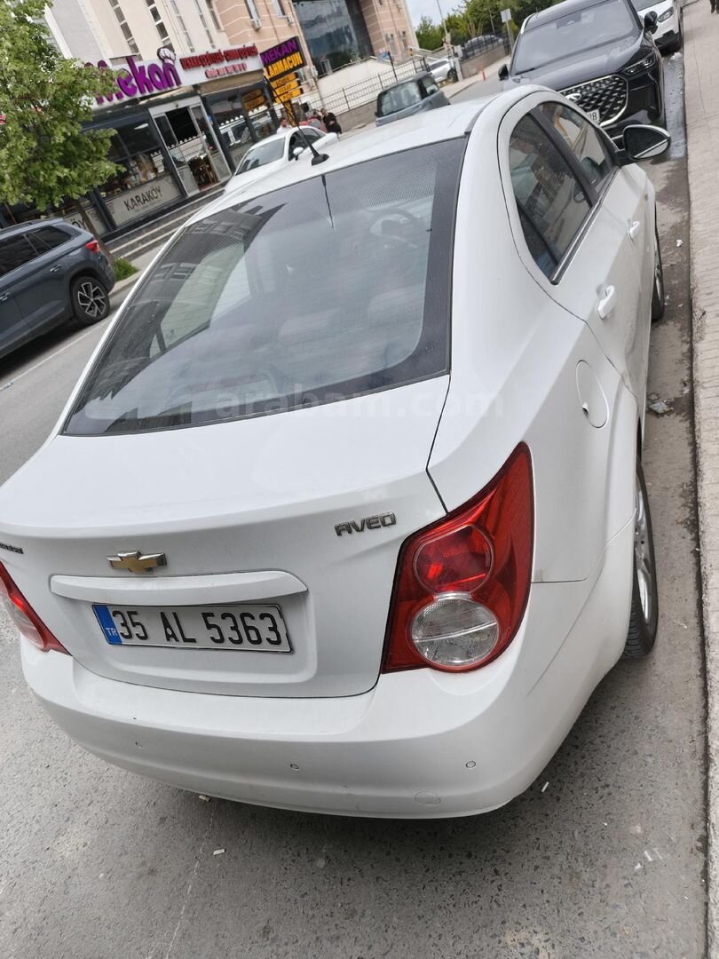 Sahibinden Chevrolet Aveo 1.4 LTZ 2011 Model 140.500 km Beyaz 3