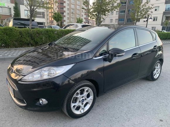 Tek elden ilk Sahibinden temiz bakımlı 2012 Ford  Fiesta titanyum Euro 5 