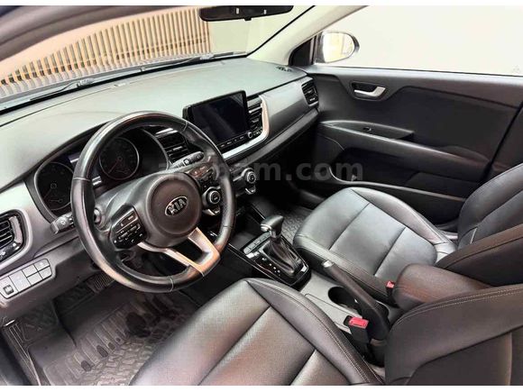 Sahibinden Kia Stonic 1.4 MPI Elegance 2020 Model 