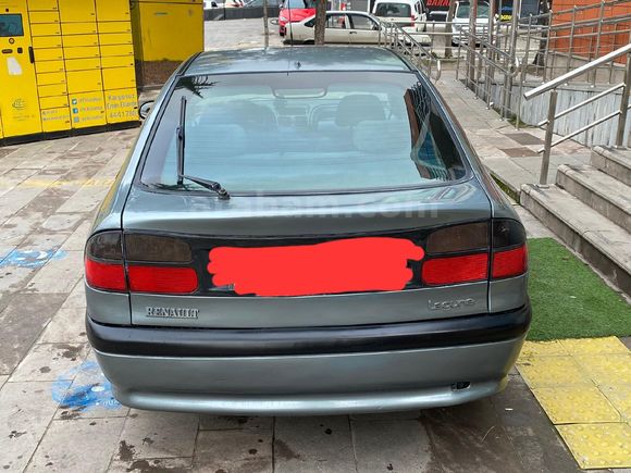 Sahibinden Renault Laguna 2.0 RXE 1998 Model