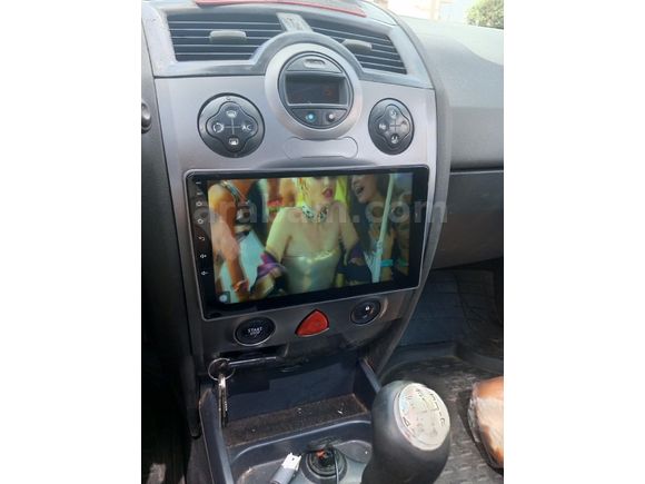 Sahibinden Renault Megane 1.6 Dynamique sanruflu Gri (Gümüş)