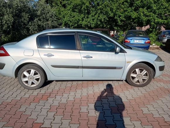 Sahibinden Renault Megane 1.6 Dynamique sanruflu Gri (Gümüş)