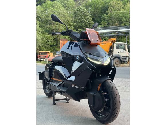 BMW CE 04 956 KM Hatasız acill satılıkk