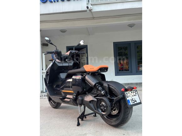 BMW CE 04 956 KM Hatasız acill satılıkk