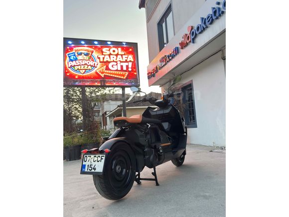 BMW CE 04 956 KM Hatasız acill satılıkk