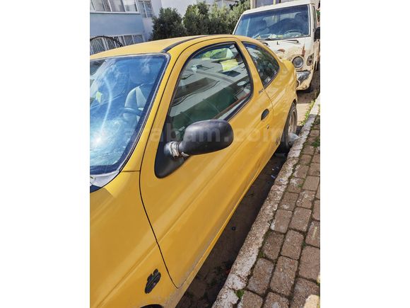 RENAULT MEGANE 1 1.6 COUPE KLİMALI