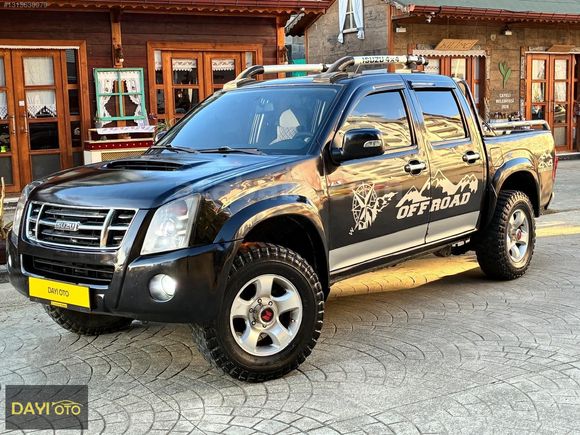 DAYI OTO'DAN ISUZU D-MAX 4X4 2.5 LİMİTED MANUEL VİTES