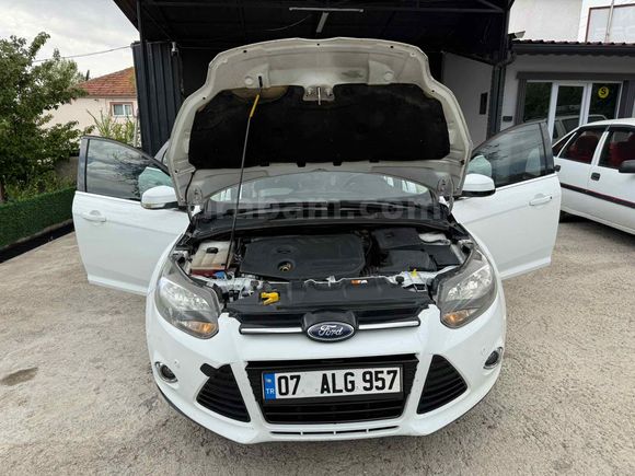 Sahibinden Ford Focus 1.6 TDCi Titanium 2013 Model 