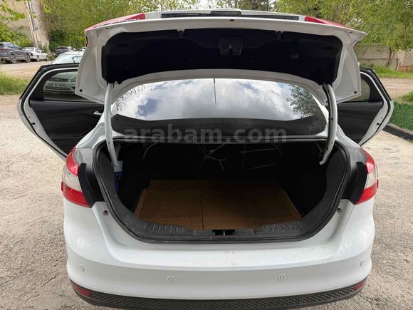 Sahibinden Ford Focus 1.6 TDCi Titanium 2013 Model 