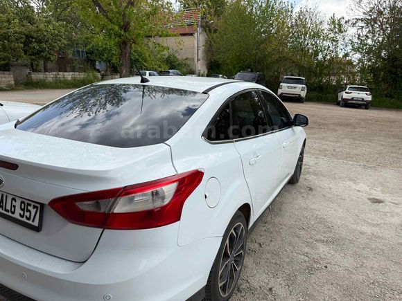 Sahibinden Ford Focus 1.6 TDCi Titanium 2013 Model 