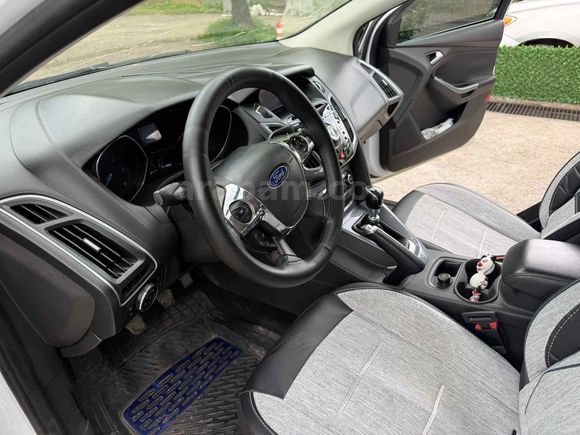 Sahibinden Ford Focus 1.6 TDCi Titanium 2013 Model 