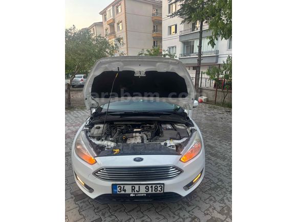 Sahibinden Ford Focus 1.6 TDCi Trend X 2016 Model  207.000 km Beyaz