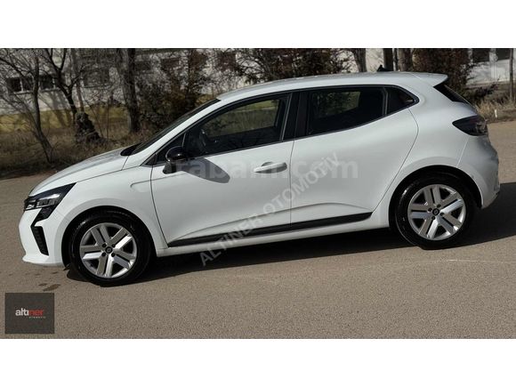 "ALTINER OTOMOTİV" 2025 MODEL CLİO EVOLUTİON HATASIZ BOYASIZ
