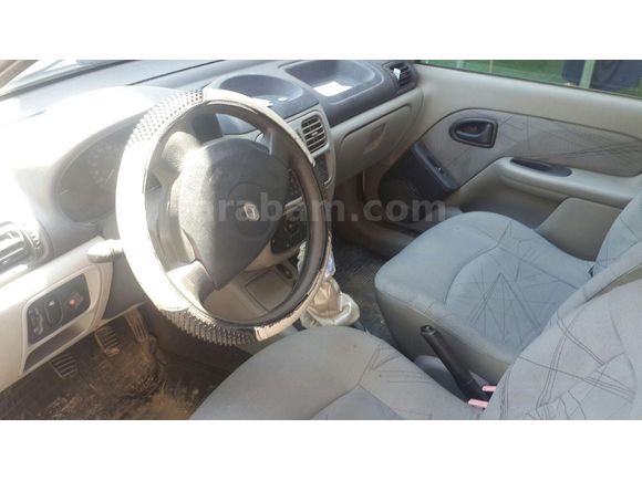 Sahibinden Renault Clio 1.4 Authentique 2004 Model