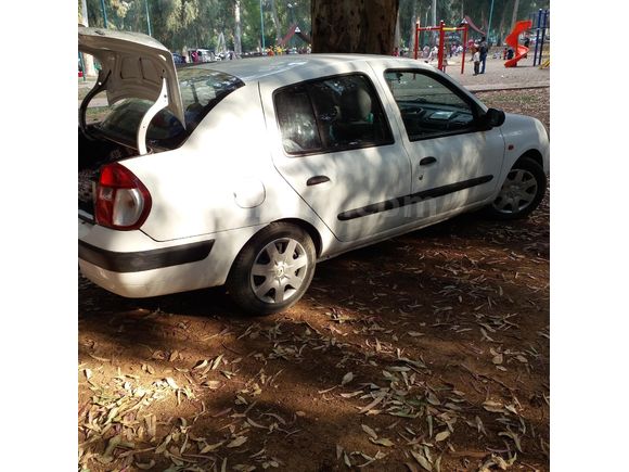 Sahibinden Renault Clio 1.4 Authentique 2004 Model