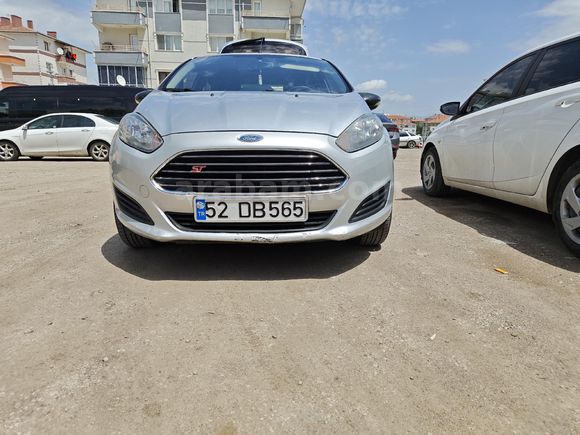 Sahibinden Ford Fiesta 1.5 TDCi Trend 2013 Model