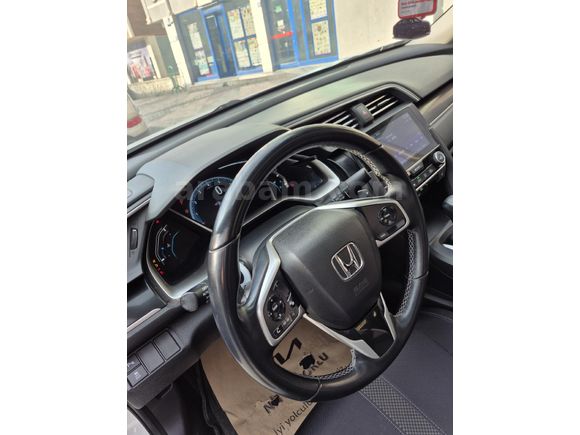 Sahibinden Honda Civic 1.6i VTEC Elegance 2019 Model Makyajlı Kasa