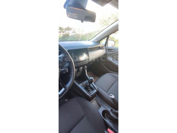 Sahibinden Renault Clio 1.0 SCe Joy 2022 Model