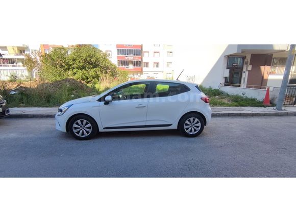 Sahibinden Renault Clio 1.0 SCe Joy 2022 Model