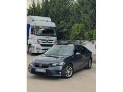 Sahibinden Honda Civic 1.5 i-VTEC Eco Elegance 2021 Model (titanyum)