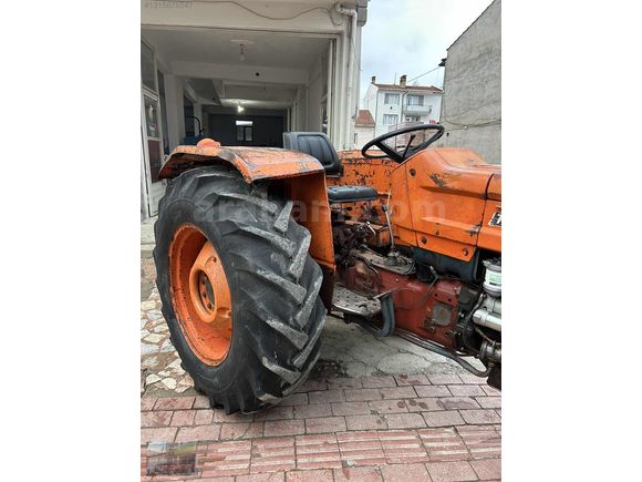 Fiat 480 1973 Model Hidrolik Direksiyonlu Orijinal Bir Traktör