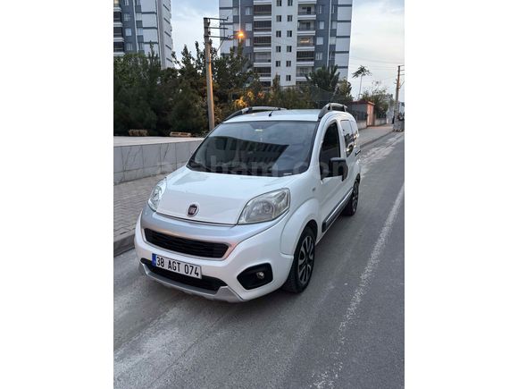 Sahibinden Fiat Fiorino Combi 1.3 Multijet Premio 2017 Model 
