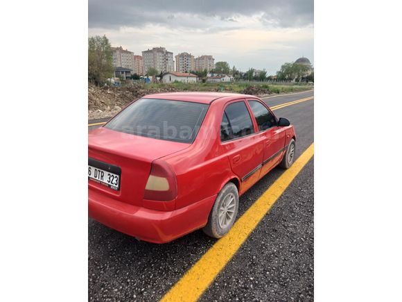 Sahibinden Hyundai Accent 1.3 LX 2001 Model