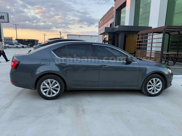 Sahibinden Skoda Octavia 1.6 TDI Style 2017 Model 