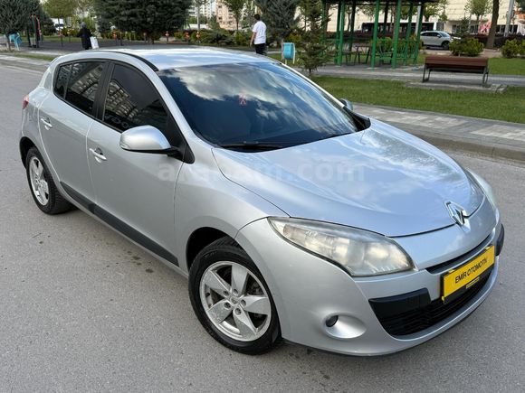 Galeriden Renault Megane 1.5 dCi Expression 2012 Model Kayseri