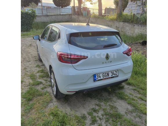 Sahibinden Renault Clio 1.0 TCe Touch 2023 Model
