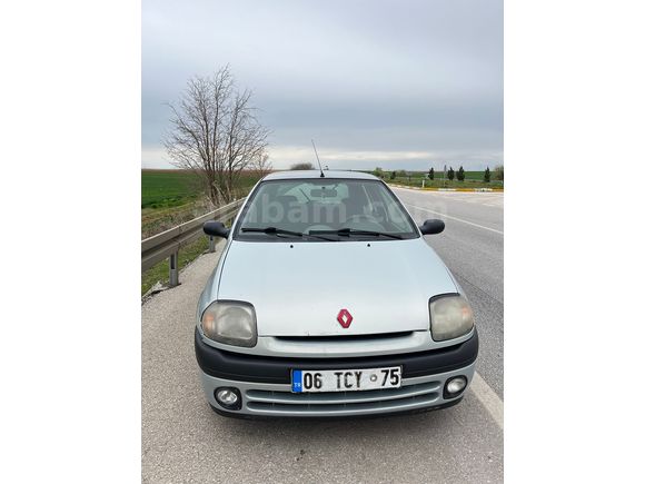 Sahibinden Renault Clio 1.4 RTA 2001 Model 