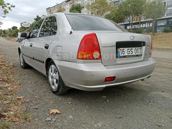 Sahibinden Hyundai Accent 1.5 CRDi Admire 2004 Model  249.000 km Gri