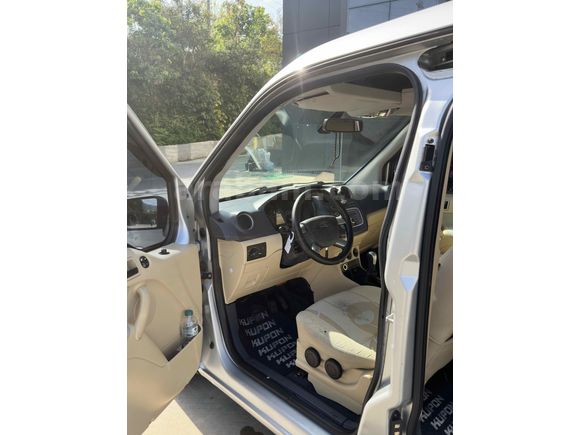 Sahibinden Ford Tourneo Connect 110PS 2011 Model 