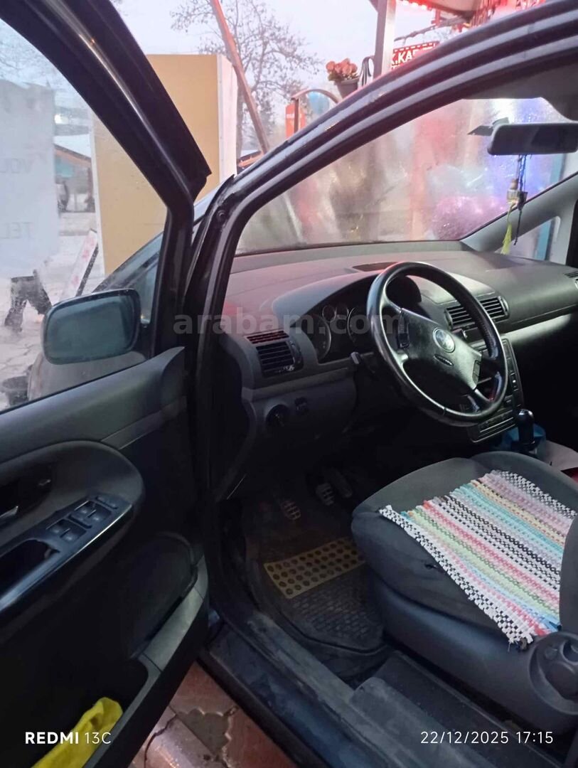 Sahibinden Volkswagen Sharan 1.9 TDI Comfortline 2003 Model Malatya 450.000 km Füme 2