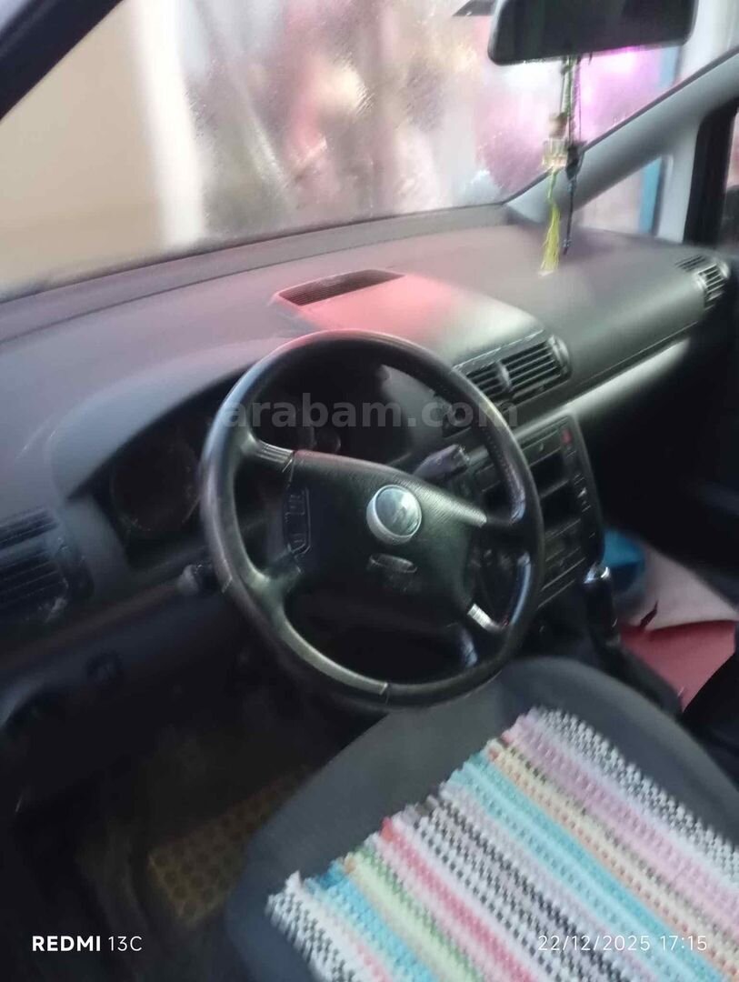 Sahibinden Volkswagen Sharan 1.9 TDI Comfortline 2003 Model Malatya 450.000 km Füme 6