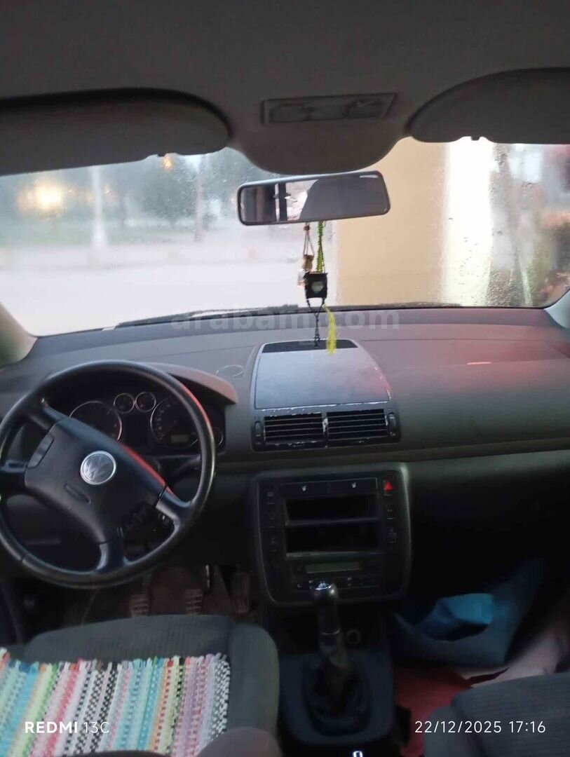 Sahibinden Volkswagen Sharan 1.9 TDI Comfortline 2003 Model Malatya 450.000 km Füme 7