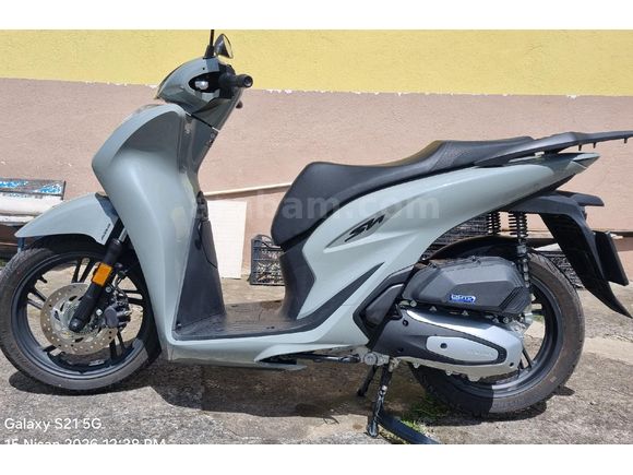 2300 kmde Honda SH 125 cc