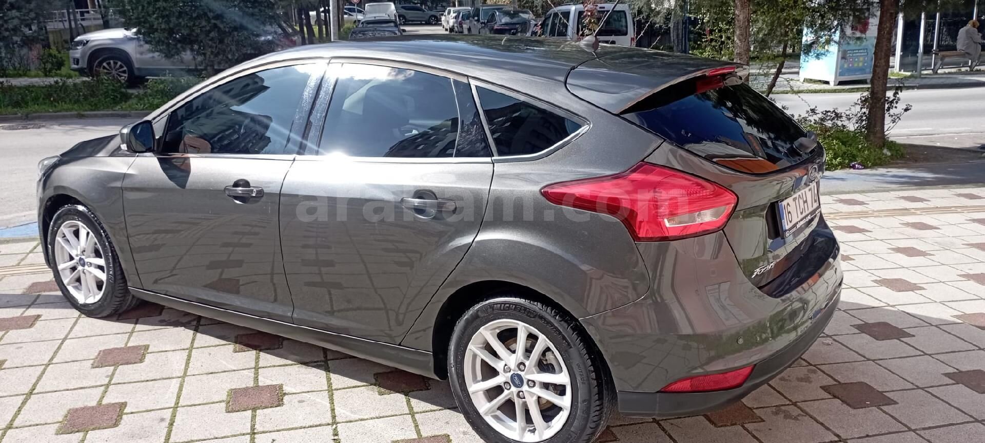 Sahibinden Ford Focus 1.6 Ti-VCT Trend X 2017 Model Bursa 83.500 km Füme 6
