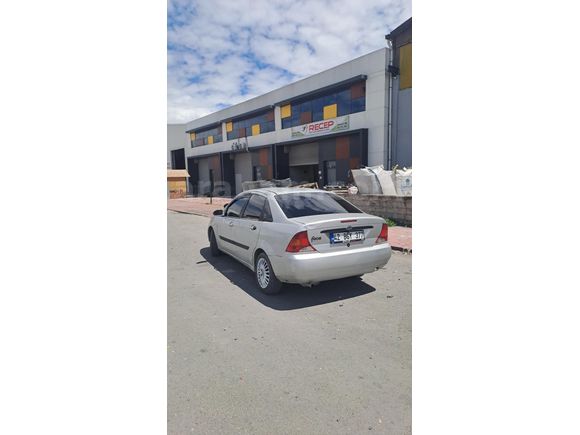 Sahibinden Ford Focus 1.6 klimalı aktif 1999 Model