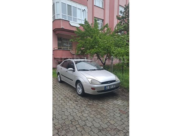 Sahibinden Ford Focus 1.6 klimalı aktif 1999 Model